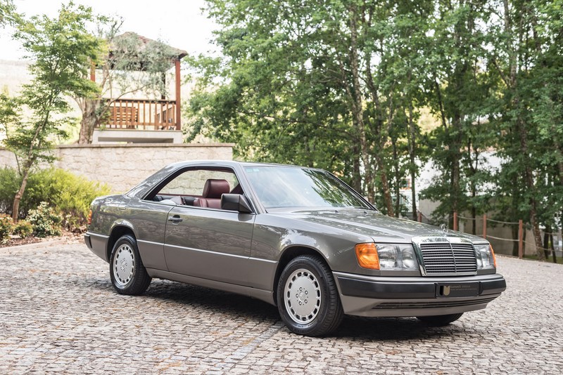 1988 Mercedes Benz 300CE